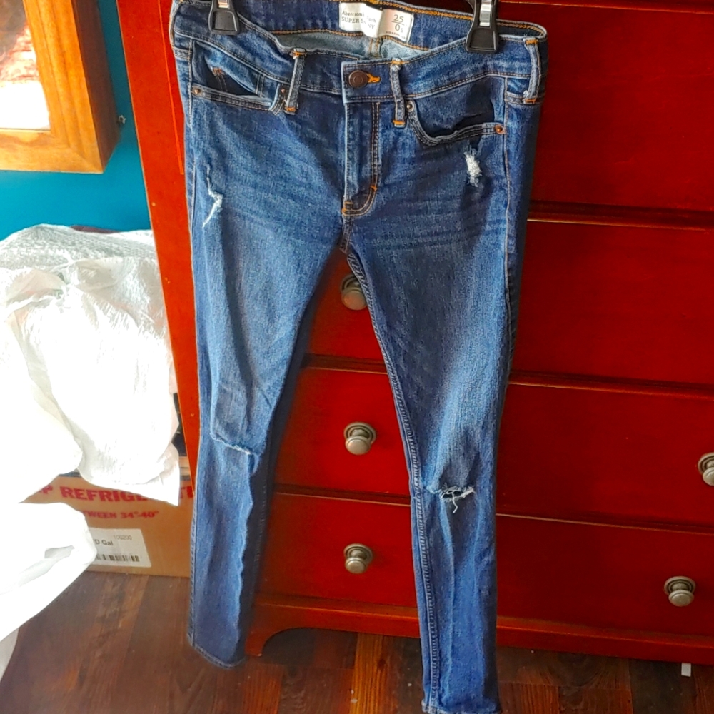 A&F super skinny Jeans
